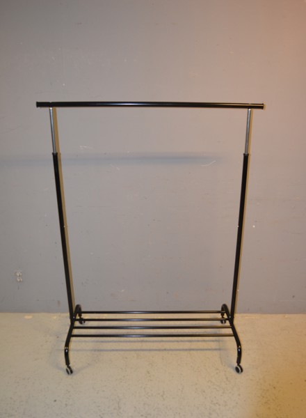 Klädställning. "Rigga", IKEA.