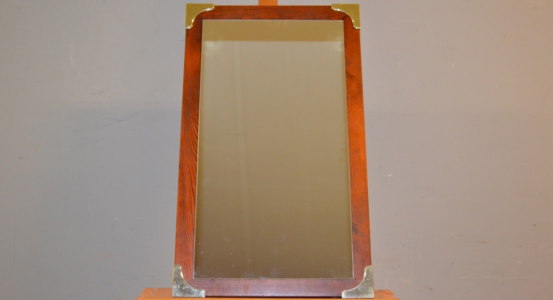 Spegel. Nyge-Verken, Nyköping, 1900-talets andra hälft.