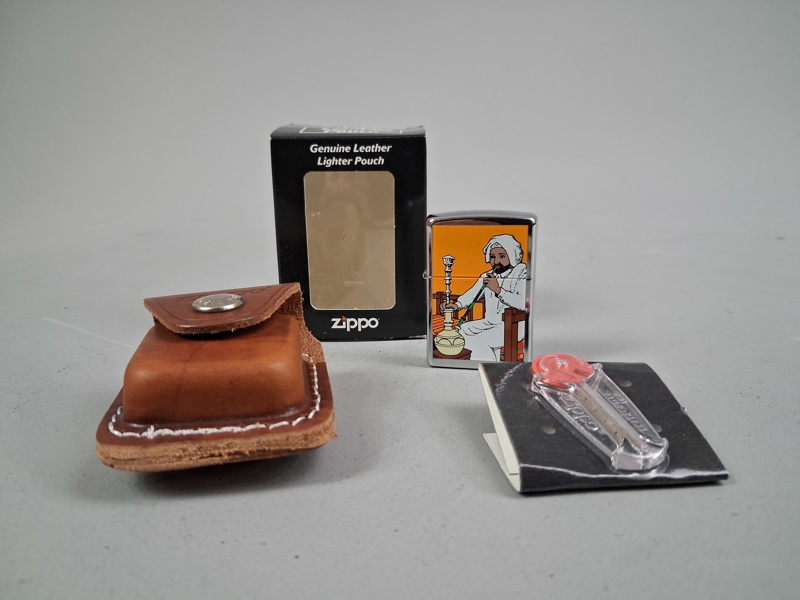 ZIPPOTÄNDARE. Oanvänd.