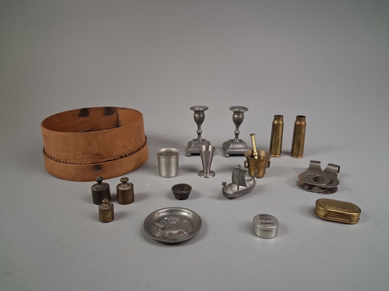 Diverse. Bl.a Tenn, malm m.m.