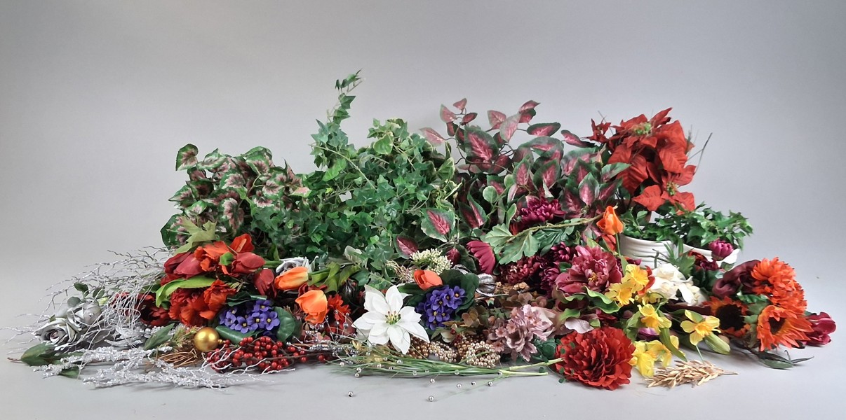 Diverse plastväxter.