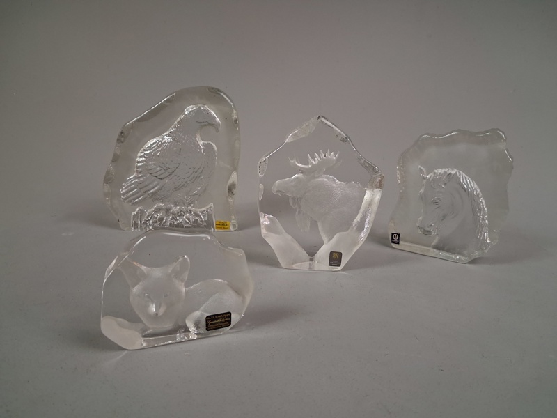 Diverse Glasskulpturer. Örn, Älg, Häst & Rävunge.