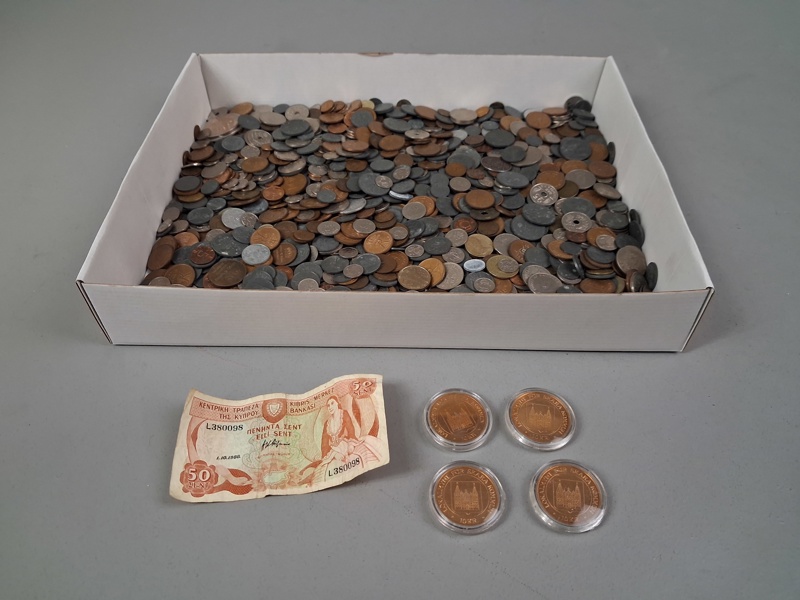 Diverse mynt. Cirka 5 Kg.