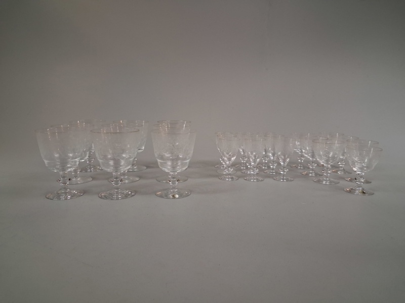 EDVIN OLLERS. Glasservisdelar, "Elon", 25 delar, Kosta, 1900-talet.