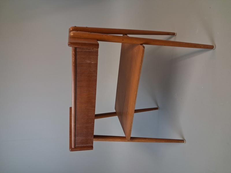 Sängbord i teak. AB Carlström & CO Möbelfabrik.