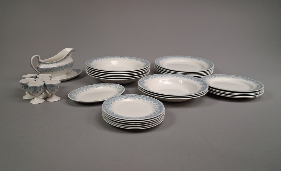 Diverse servis delar. "SENORA". Johnson Bros England.