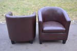 2 Club-fåtöljer. Fabrikat okänt.