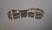 Armband. Förgyllt silver med safirer & diamanter, Vikt 18,65gram.