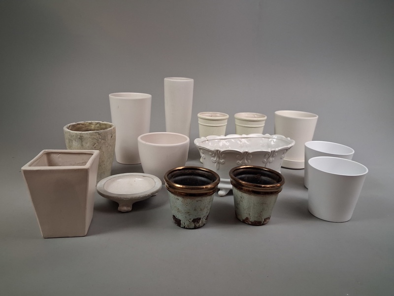 Diverse krukor/ytterfoder.