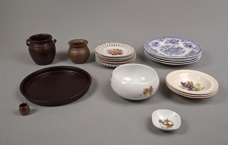 Diverse keramik & porslin.