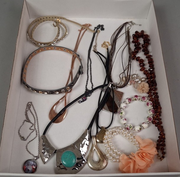 Diverse Bijouterier.