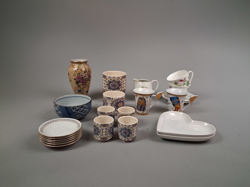Diverse porslin & keramik.