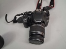 CANON EOS 550D. Digital systemkamera med tillbehör.