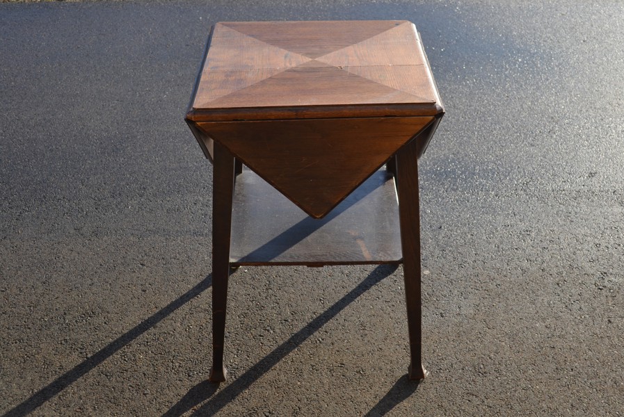 Klaffbord. Jugend, 1900-talets första hälft.