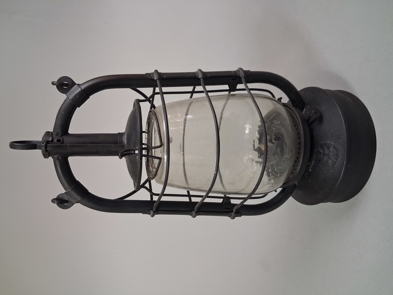 STORMLYKTA, Fotogen, metall, glas, Östtyskland, 1900-talets mitt.