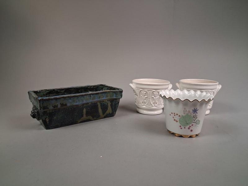 Diverse krukor/ytterfoder.