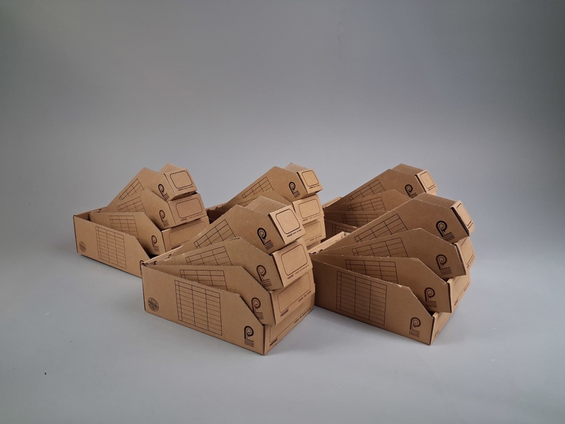 20 Sortimentlådor av wellpapp. PRESSEL.