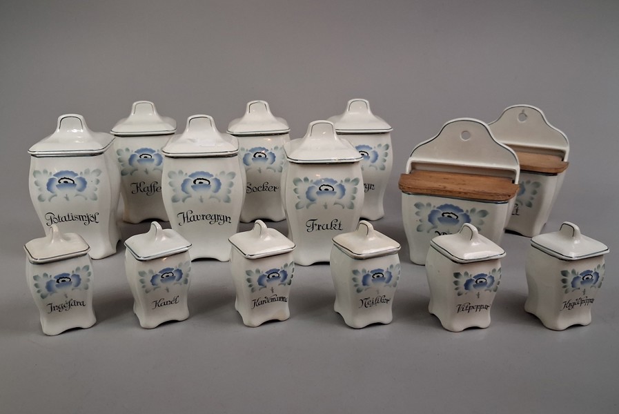 Kryddburkar. 14 delar. Gefle.