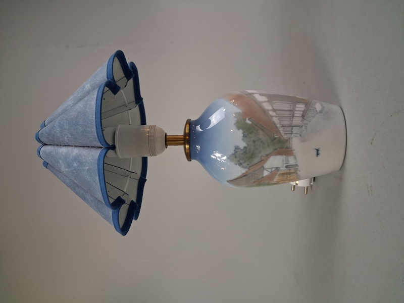 BORDSLAMPA. Bing & Gröndal.