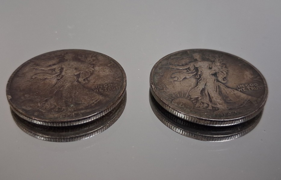 2 Silvermynt. Liberty Half Dollar, 1943, 24,5gram.