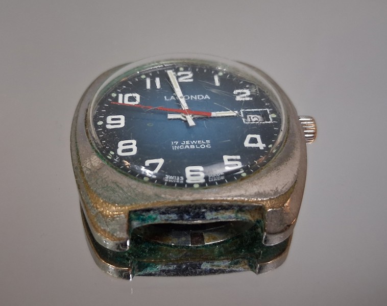 Herrarmbandsur, Lagonda.