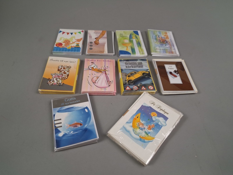 Dubbelkort med Kuvert. Ca: 100st. Nya. Konfirmation, till pappa, dop, körkort m.m.