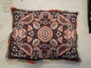 Äldre kuddar & tygstycke. Broderat.