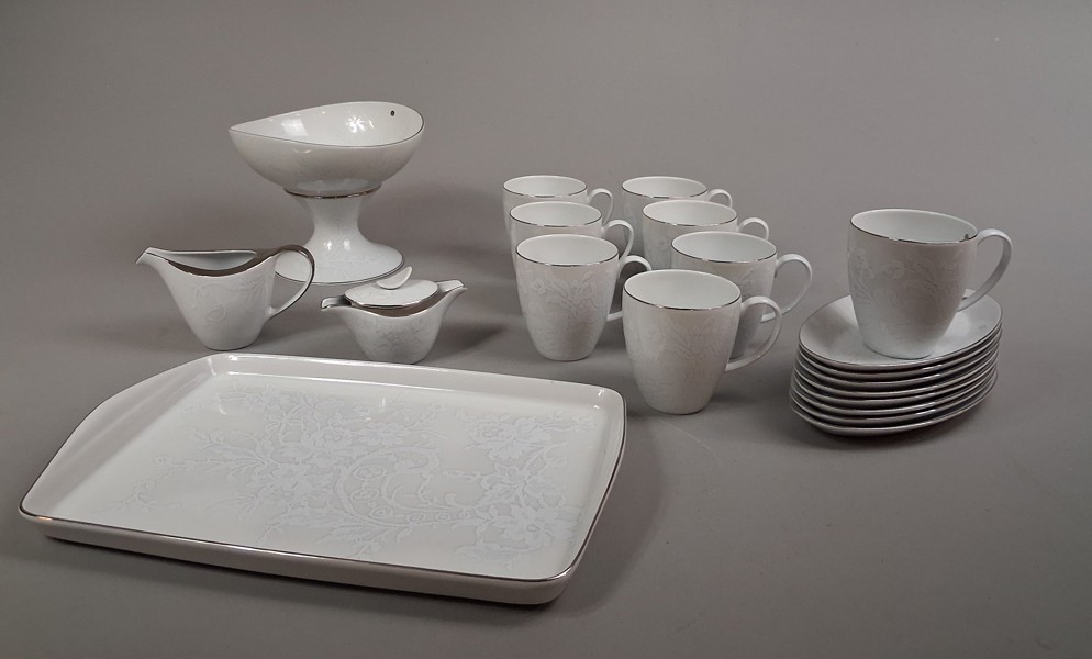 LARS WALLIN. Kaffeservis, "Anniversary/Lace, Fyrklövern, 20delar.