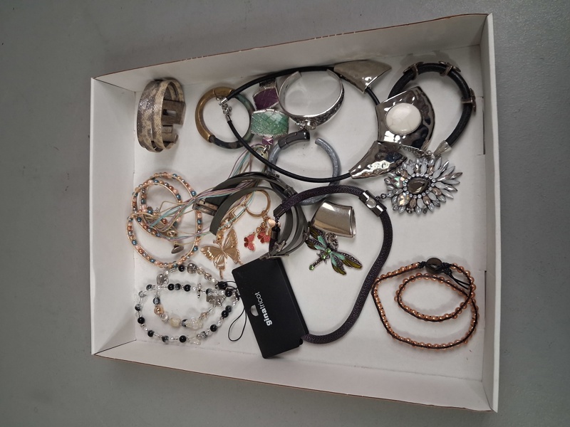 Diverse Bijouterier.