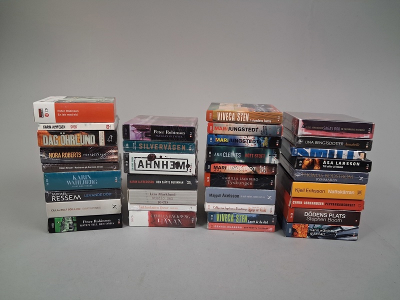 Ljudböcker. Mestadels oöppnade.