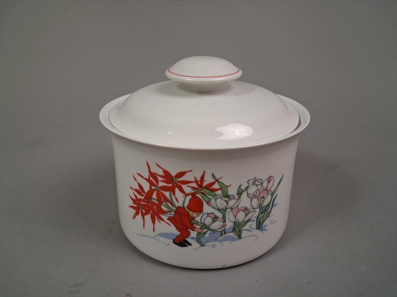 AINA STENBERG. Karott, "Tomtejul", Rörstrand. 1084.