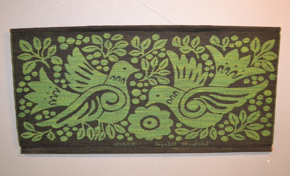 INGALILL SKOGLUND. Bonad, "Duvor", signerad.
