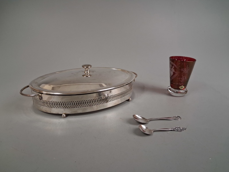 Pyrex, Böhmisk vas Rattenberg, 2 skedar nysilver.
