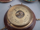 Diverse. Bl.a Kikare Zenith 10x50, sjalar, barometer m.m.