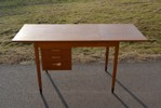 Skrivbord med klaff. Teak, 1950/60-talet.