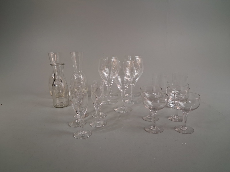 Diverse glas. Bl.a Johansfors.