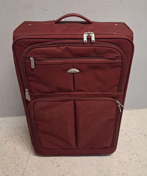 Stor resväska. Travel.