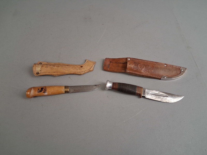 2 Knivar. P-Holmberg, Eskilstuna & Kauhavan Finland.