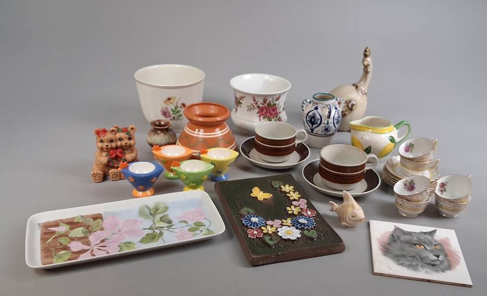 Diverse porslin & keramik.