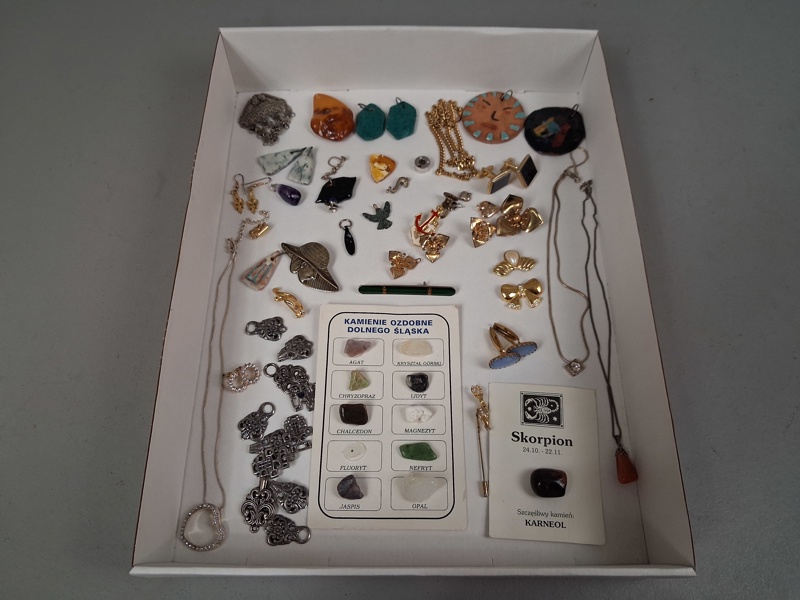 Diverse Bijouterier & sten.