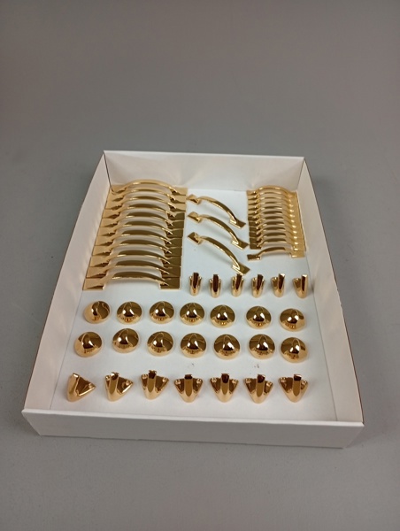 Diverse krokar & Handtag.