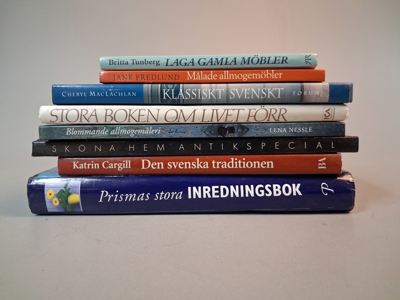 Diverse antikböcker.