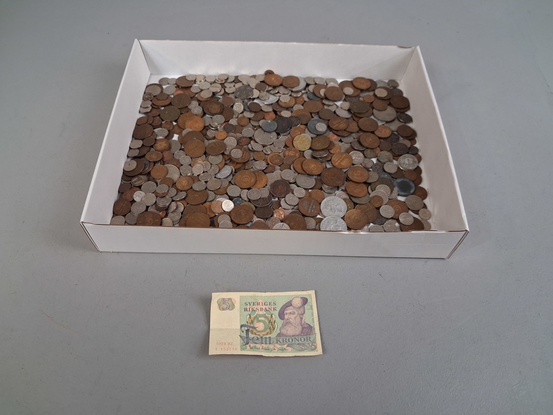 Diverse mynt. Cirka 2,9kg.