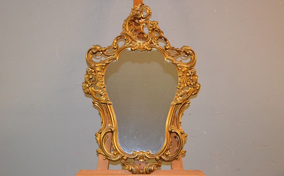 Spegel, Rokokostil, plast-ram, samtida.