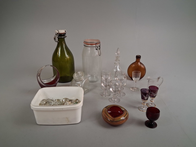 Diverse glas. Bl.a Murano, prismor, m.m.