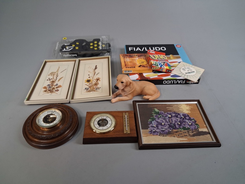 Diverse. Bl.a Barometer, spel m.m.