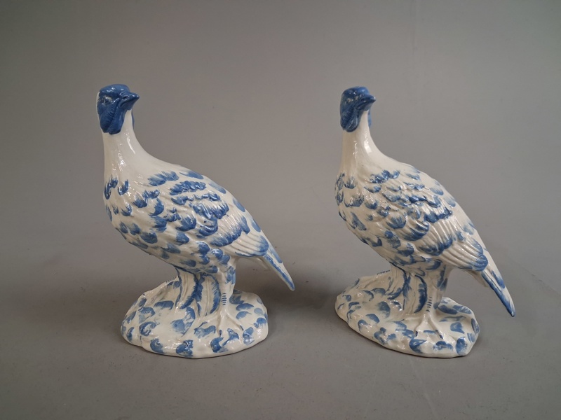 2 Figuriner. Fåglar. Möjligtvis Portugal.