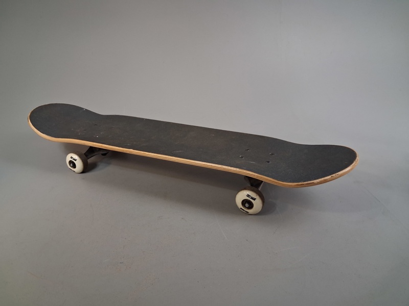 Skateboard. Tony Hawk signature series.