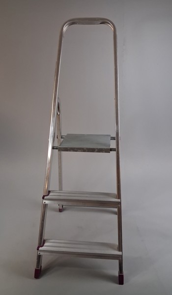 Trappstege. Ca 1,3m.