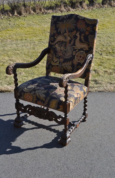 Fåtölj. Barockstil, 1900-talets första hälft.